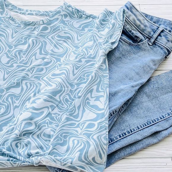 SO Other - Girls size 12 SO Skinny Jeans and 10/12 Blue Swirl Wonder Nation Top. EUC